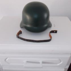 CASQUE ALLEMAND " POST WW2 " MODEL 35/53