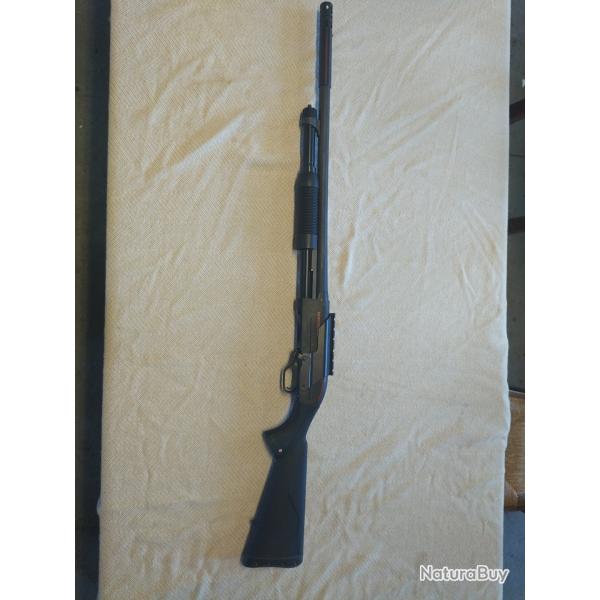 Fusil � pompe Winchester 12x76 crosse composite noir