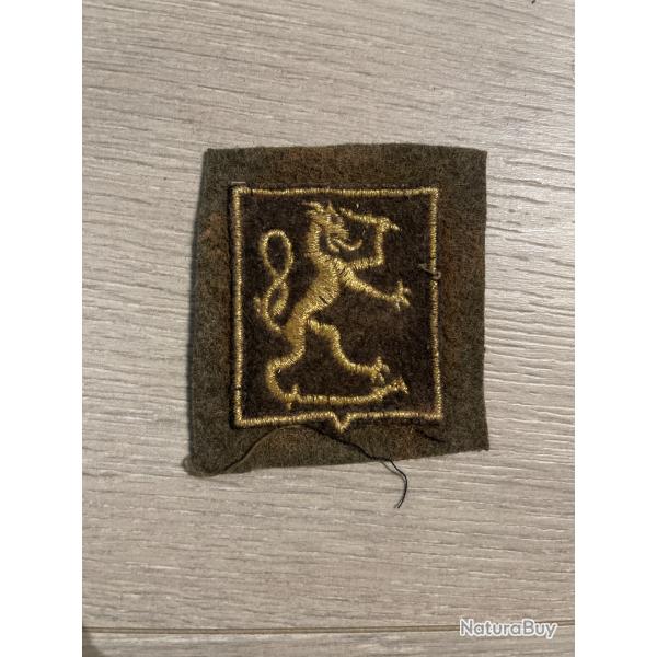insigne militaire d'�poque seconde guerre mondiale