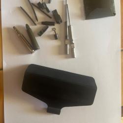 Lot divers pi&egrave;ces famas
