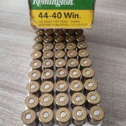 1 ancienne bo&icirc;te X50 cartouches Remington 44-40 Win 200gr soft point pour r&eacute;volver carabine