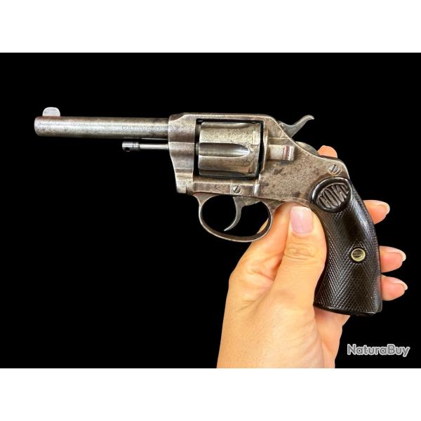 COLT NEW POLICE cal. 32sw num�ro E7037