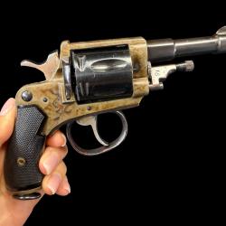 MAGNIFIQUE REVOLVER DE TYPE L'AGENT cal. 8mm92