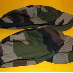 LOT DE 2 CASQUETTES CAMOUFLEES ARMEE FRANCAISE,TAILLE 58 FABRICATION FRANCAISE A LILLE  ,  ETAT NEUF