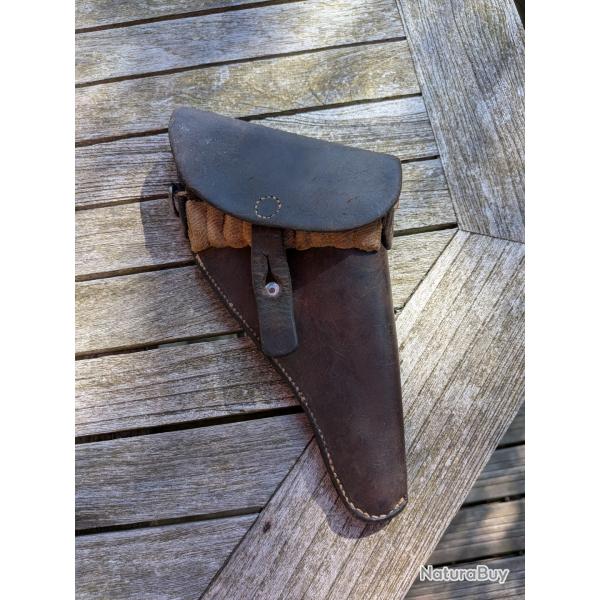 Vends �tui  de ceinture suisse 1882.