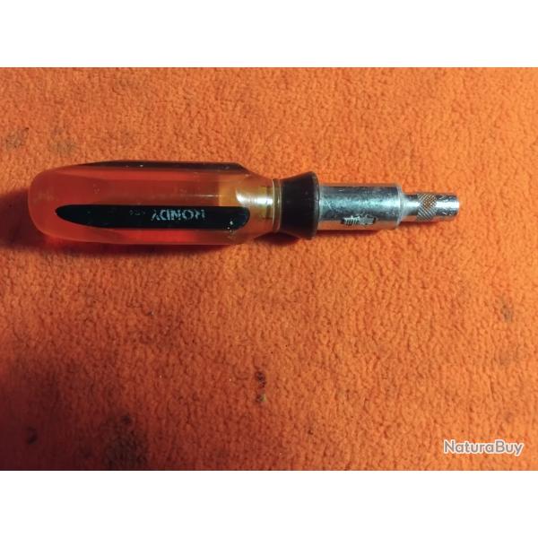 Tournevis � embout cliquet