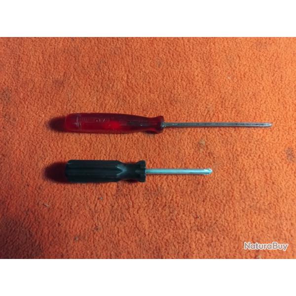 Tournevis plat et cruciforme p�se 52gr