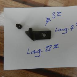 pi&egrave;ce d&eacute;tach&eacute;e de canon d'ancien fusil de chasse