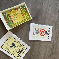 lot de trois exemplaires de r&eacute;&eacute;ditions de catalogues d'armes et accessoires STEVENS