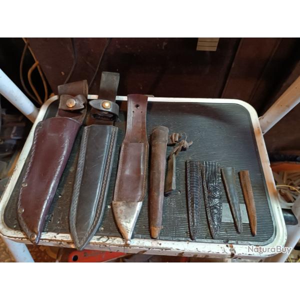 Lot divers �tui de couteau cuir ancien
