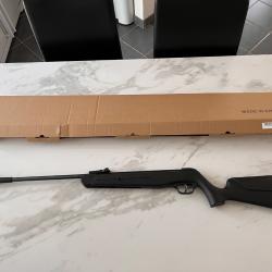 Carabine &agrave; plomb 4,5mm Artemis LB600 (comme neuve).