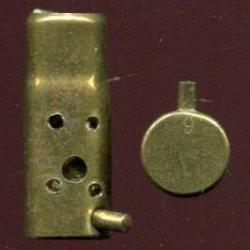 9 mm &agrave; broche &agrave; grenaille inerte de d&eacute;monstation - &eacute;tui laiton bouteill&eacute; avec 5 trous