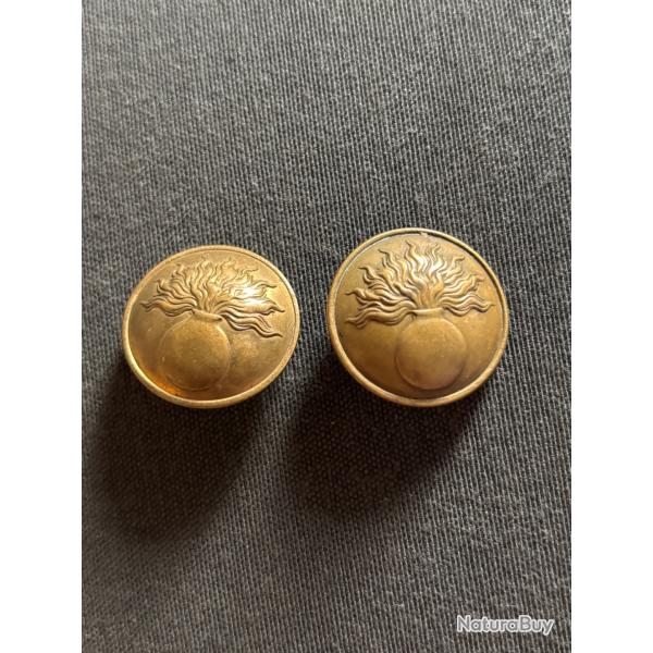 Lot de 2 boutons uniforme fran�ais Grenade