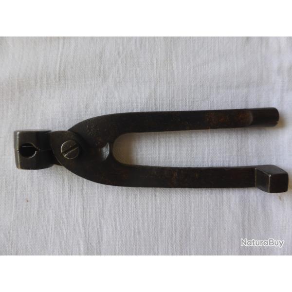 Petit et ancien moule � balle diam�tre 9mm