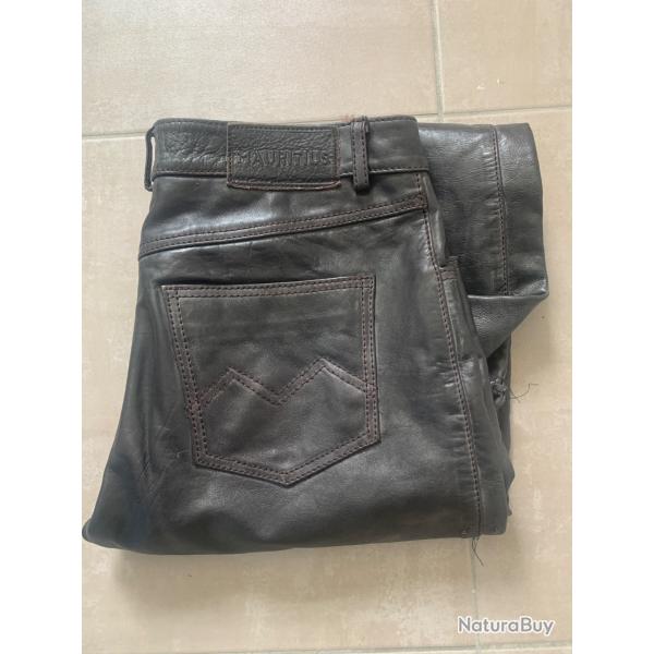 MAGNIFIQUE PANTALON CUIR SUPER �TAT