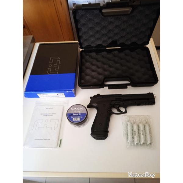 Pistolet de d�fense C02 LTL ALFA 1.50 capacit� de 7 balles caoutchouc ( 18/20 joules) + accessoires
