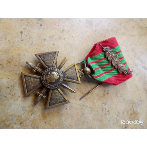 croix guerre dat�e 1939 1945 ww2 seconde guerre avec palme