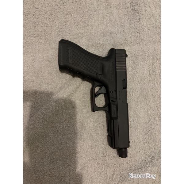 Pistolet Glock 17 Gen4, calibre 9x19 mm