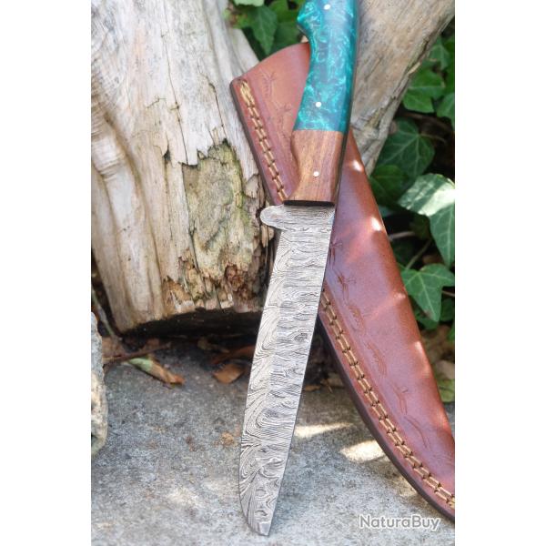 Couteau Rando/Cuisine Lame Acier Damas Martel�e 256 Couches Manche Bois/R�sine Etui Cuir Fab Artisan