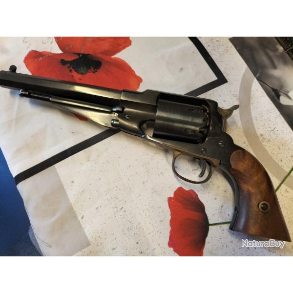 Pistolet � poudre noir remington mod�le 1858 calibre 36/44