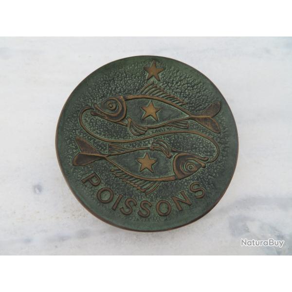 Ancien Vide-Poche/Coupelle en Bronze dor�  � patine verte signe du zodiaque Poisson (Vers 1930)