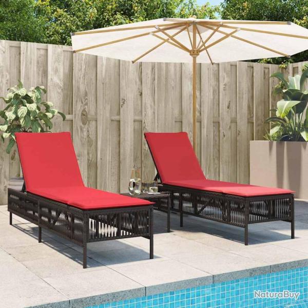 Ensemble de 2 chaises longues avec table marron r�sine tress�e