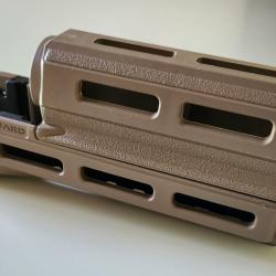 Garde-main FAB Defense Vanguard AK compatible M-LOK avec bouclier thermique pour AK-47/AKM/AK-74