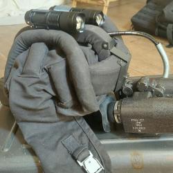 Jumelles de vision nocturne PVN-57 + batterie + projecteurs IR