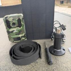 Pi&egrave;ge photographique connect&eacute; smartphone. alimentation solaire