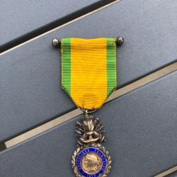 WW1 M&eacute;daille Militaire 1870 &eacute;maill&eacute; Guerre 1914-1918 ORIGINAL MEDAL U usm31943 (1827) Particulier