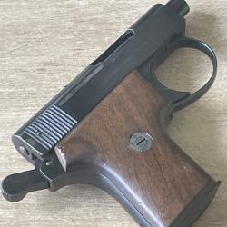 Pistolet WEBLEY & SCOTT 1907 cal 6.35Poin&ccedil;on de la MAS
