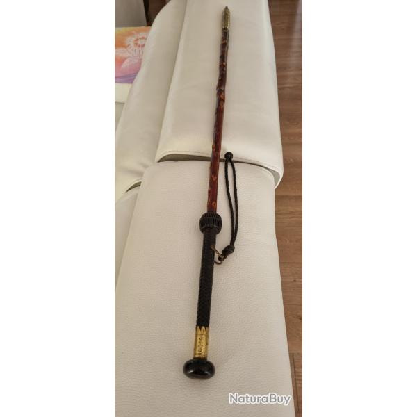 Makila basque avec devise