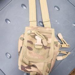 Pochette porte accessoires