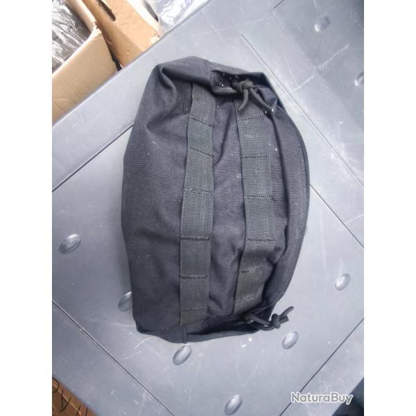 Porte-Chargeur horizontal de taille moyenne Cargo GFC Tactical - Black