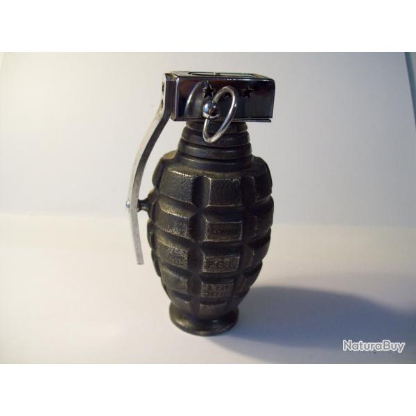 briquet essence vintage grenade made in japon ann�e 1970