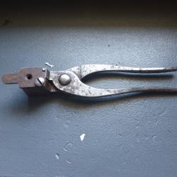 Rare moule &agrave; balles BGI d'&eacute;poque XIX&deg; en calibre 38-40 (38 WCF)