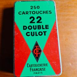 Ancienne bo&icirc;te de 22 flobert double culot