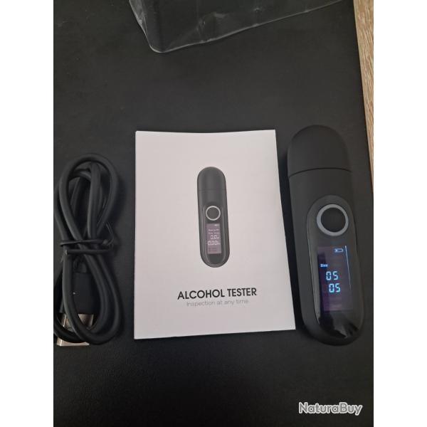 Alcotest �lectronique lcd tr�s precis tr�s facile d'utilisation rechargeable tout neuf jamais servi