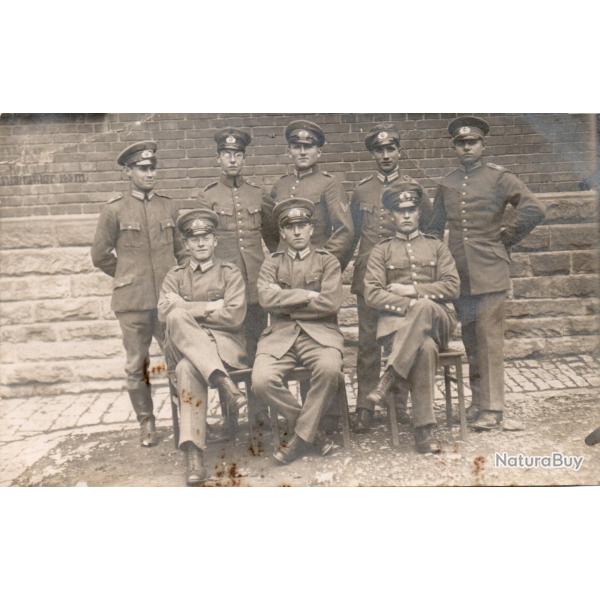 Photographie de groupe d'hommes en uniforme militaire - N�8654