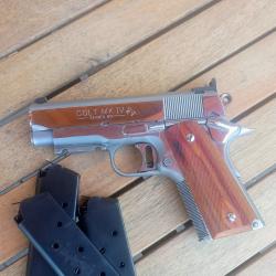 Pistolet Colt 1911 officer's acp s&eacute;rie 80 inox calibre 45 acp.