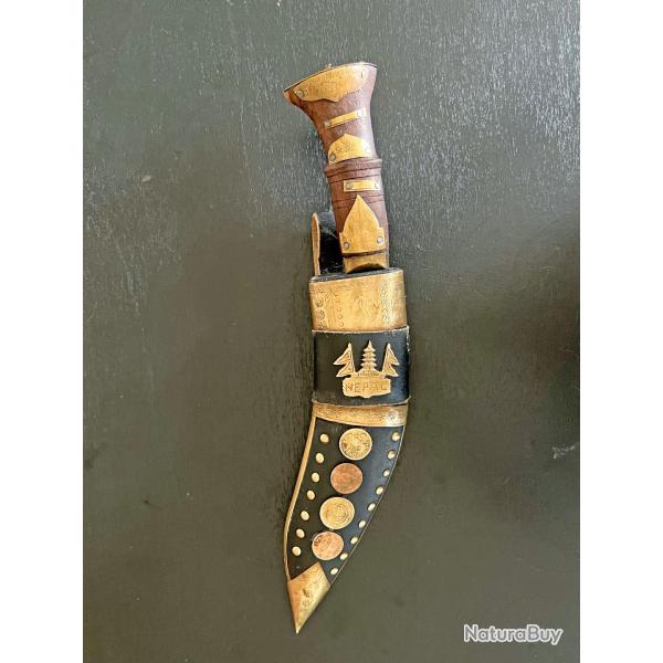 ANCIEN COUTEAU KUKRI DE GHURKA NEPALAIS SUPERBES DECORS DORE, ASIE, INDE