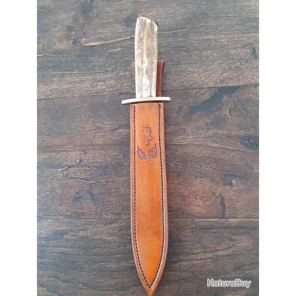 Magnifique dague de chasse