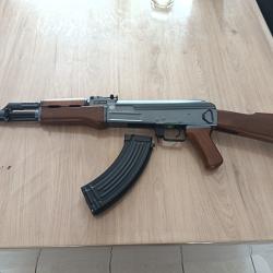 R&eacute;plique airsoft AK47 Cyma/cybergun licence Kalashnikov
