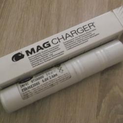 Batterie pour lampe torche MAGLITE  ( MAGCHARGER  )