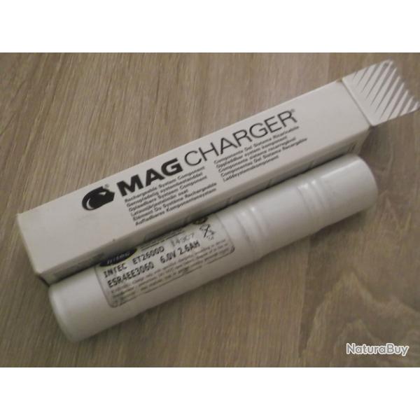 Batterie pour lampe torche MAGLITE  ( MAGCHARGER  )