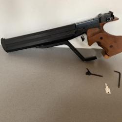 Pistolet Feinwerkbau LP 100 tr&egrave;s bon &eacute;tat ,pour tir de pr&eacute;cision