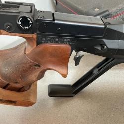 Pistolet Feinwerkbau LP 100 tr&egrave;s bon &eacute;tat ,pour tir de pr&eacute;cision