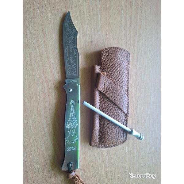 Douk Douk 14C28N avec gaine en cuir et fusil de poche