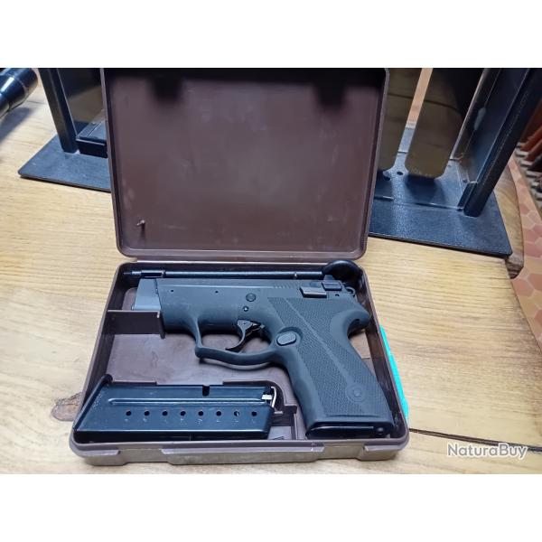 PISTOLET STAR "ULTRASTAR" 9x19