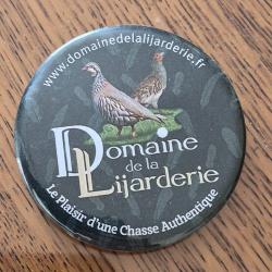 Pin's , broche , chasse , domaine de la lijarderie